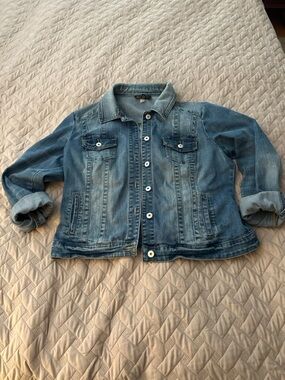 Vintage INC Denim Jacket Large Soft Broken-In Classic Blue Trucker